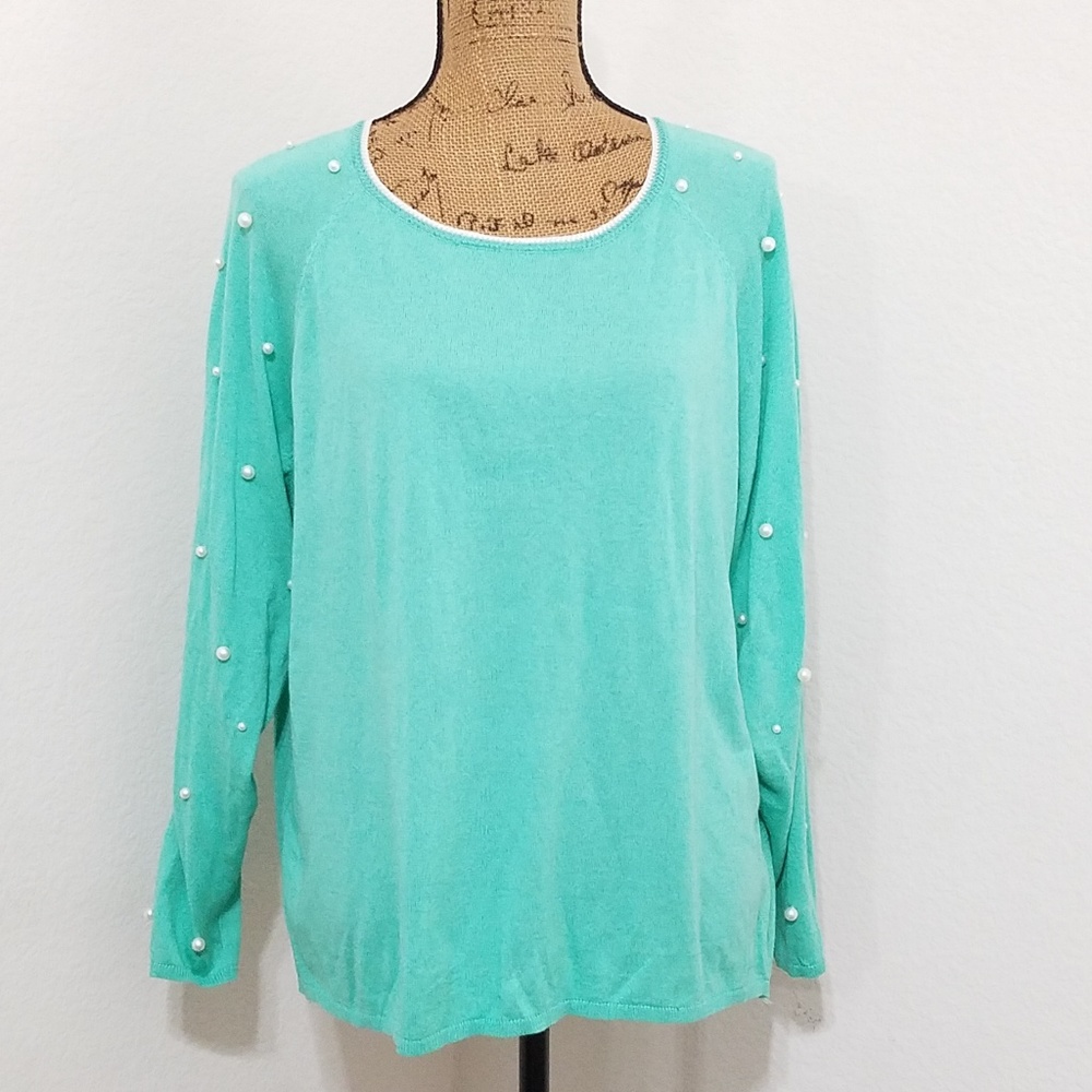 Mint green lightweight sweater pearl accents S-M-Lrg. Office Church